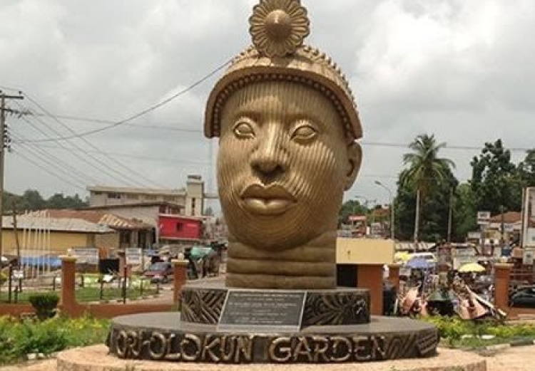 ILE-IFE 